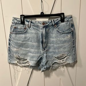 American Eagle Tomgirl Shorts